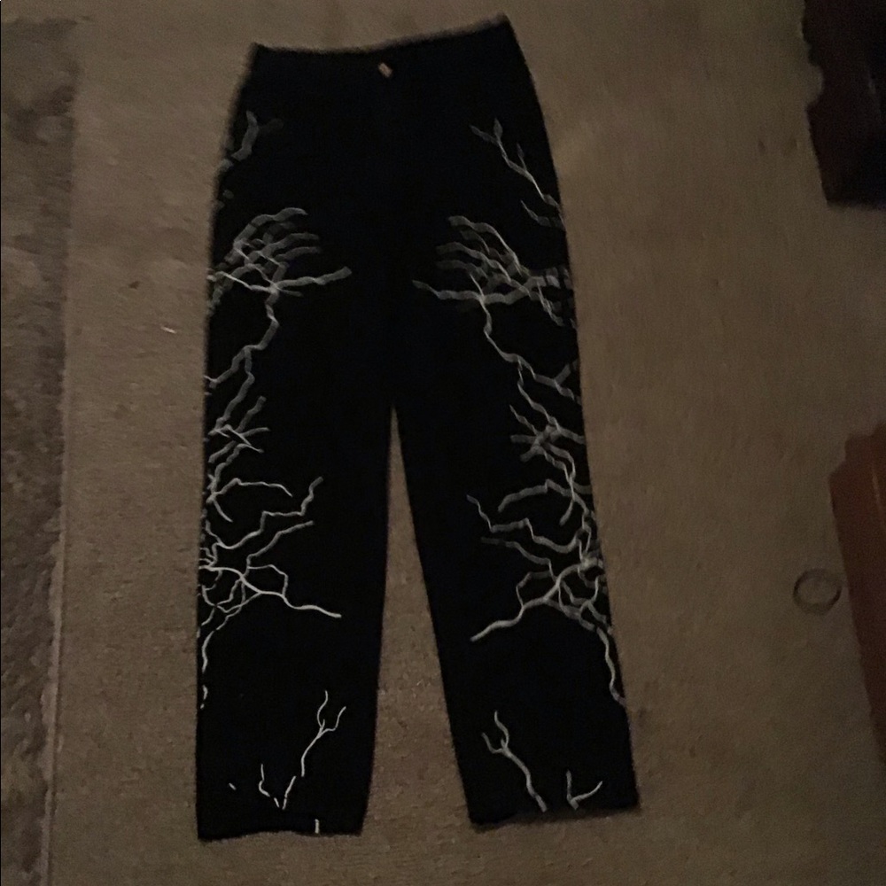 Black and white lightning jeans